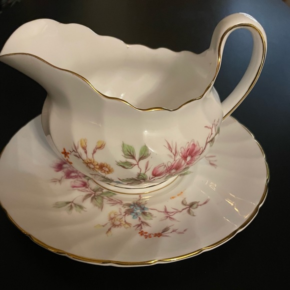 Other - Tuscan Fine English bone China Gravy Boat and Plate